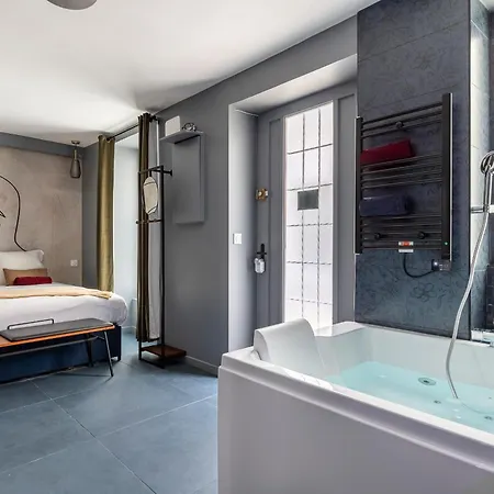 Opéra, Grand Boulevard 9ème, Avec Jacuzzi Appartamento Parigi